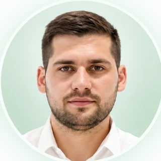 B. Bence szülő portréja